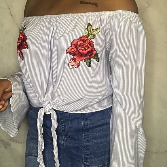 Off the shoulder top - Picture 3 of 4